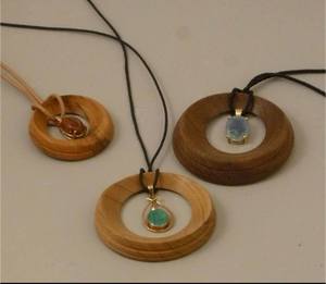 MINI COLLARES PARA MUJER HOMBRE NATURAL GRANDE BOHO TRIBAL SONO COLGANTE DE MADERA en cordón ajustable Collar hecho a mano - Product Image 6