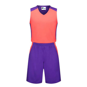 Ensemble de survêtement de sport de basketball américain avec logo personnalisé pour adultes, taille plus, respirant - Product Image 6