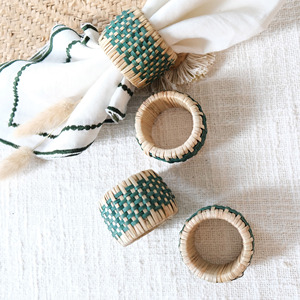Anneau de rotin naturel porte-serviettes de table accessoires de salle à manger tissage à la main ronds de serviette de bonne qualité - Product Image 2