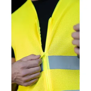 Gilet di Sicurezza in Rete Traspirante con Adesivi Riflettenti e Luci, Merchandising Promozionale di Rhodes - Product Image 4