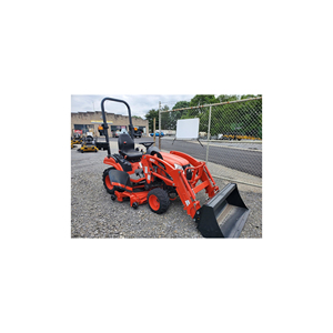 Kioti CS2410 tracteur utilitaire sous-compact maniement en douceur groupe motopropulseur efficace parfait pour l'aménagement paysager et le jardinage - Product Image 2
