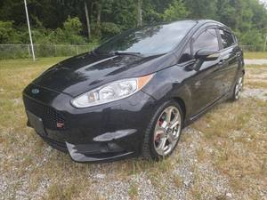 Ford Fiesta ST d'occasion 2015 à bas prix à vendre - Product Image 1