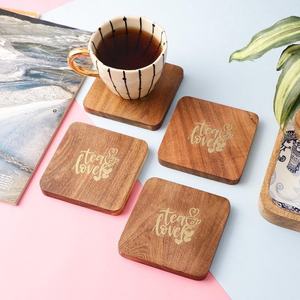 Sous-verres ronds en bois au design moderne, isolants thermiques, articles de cuisine et de maison, ensemble de sous-verres en bois naturel pour le café et les boissons - Product Image 1