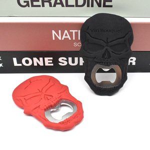 Ouvre-bouteille en résine créatif personnalisé Aimant de réfrigérateur pour la promotion/Fabricant d'ouvre-bouteille personnalisé/Décoration d'Halloween amusante - Product Image 4