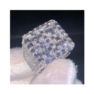 แหวนเพชรมอยส์ซาไนต์ทรง13.16 27.27กรัมสีสุดหรูดีไซน์หรูหราคุณภาพระดับพรีเมียม - Product Image 1