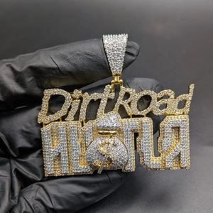 Colgante Personalizado con Inicial de Letra, Moissanita Brillante, Plata de Ley 925 con Baño de Rodio, Estilo Hip Hop para Uso Diario - Product Image 1