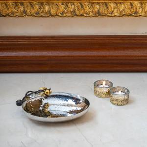 Bol de service en miroir argenté avec accents de grenade dorée, vaisselle décorative pour l'affichage, la salle à manger et le service des invités - Product Image 4