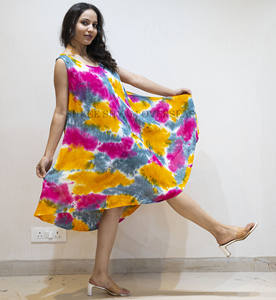 ชุดเดรสผ้าเรยอนหลากสีสดใสและสดชื่นสำหรับผู้หญิงชุดเดรสคอกลมแขนสั้นสำหรับใส่ฤดูร้อนและชายหาด - Product Image 3