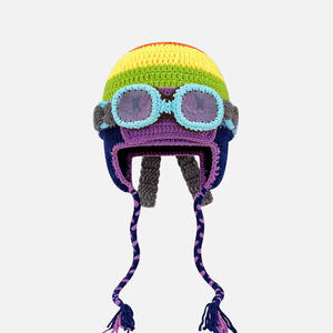 Chapeau de pilote tendance style européen et américain, tricoté à la main, rayé, décontracté, hiver, 100% coton, unisexe, personnalité, vente en gros usine - Product Image 5
