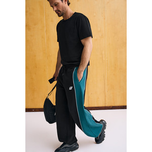 Pantalones Deportivos GRIMELANGE TERNI para Hombre, de Algodón Orgánico, con Paneles en Contraste y Detalles Estampados - Product Image 1