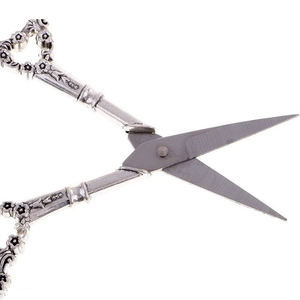 Ciseaux professionnels durables en acier inoxydable de ciseaux de poignée de fantaisie de broderie - Product Image 6