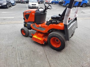 Para G261RD 70HP 4WD Farm Tractor Cortacésped de descarga trasera con alta productividad y bomba esencial y componentes de caja de cambios - Product Image 4