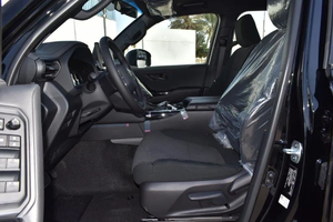 รถยนต์ LC300 ทวินเทอร์โบ สีดำ เบาะนั่งอัตโนมัติ พวงมาลัยซ้าย - Product Image 4