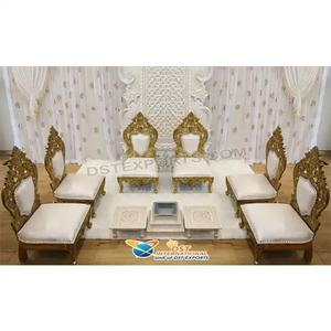 Chaises Mandap Vidhi pour cérémonie de mariage en intérieur, sièges bas pour mariage hindou, chaises Vedi, décoration de mariage gujarati, chaises Mandap Vidhis, Royaume-Uni - Product Image 1