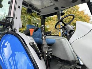 Tracteur agricole New Holland T5040 d'occasion à vendre - Product Image 6