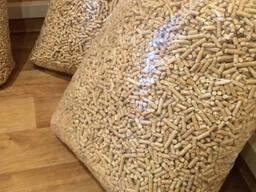 Briquette de bois de qualité supérieure pour un chauffage propre et efficace de haute qualité disponible en sacs et en vrac - Product Image 4