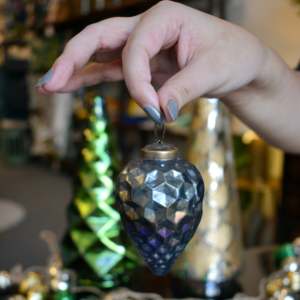 Best Seller Christmas Decorative Glass Round Hanging <b>Ornament</b> in Modern Style Christmas <b>Tree</b> <b>Ornament</b> - Product Image 2