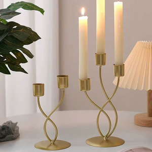 Bougeoir en métal doré en spirale de qualité supérieure, 3 têtes, candélabre à bougies coniques, centre de table moderne pour mariage, décoration géométrique pour la maison, ornemental - Product Image 4
