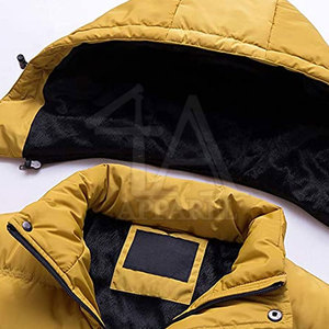 La mejor chaqueta de hombre de diseño con diseño acolchado que ofrece comodidad y calidez para el uso diario informal - Product Image 5