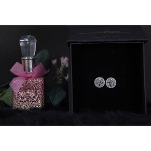 NOVAMART Fine Silverings 925 Sterling Soulful Silver <b>Earrings</b> Gold Plated Rose Drop <b>Stud</b> Diamond Encrusted Star Shape for Engage - Product Image 2