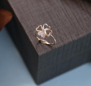 แหวนหมั้นเพชรชุบทอง18K สำหรับงานแต่งงานได้รับการรับรองมาตรฐาน IGI ความรักเหนือกาลเวลา - Product Image 1