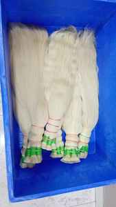 Cheveux blonds indiens cheveux blonds soyeux cheveux blonds trame cheveux blonds cheveux blonds bonne qualité cheveux blonds - Product Image 4