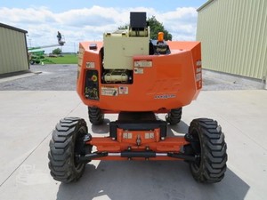 Venta directa de fábrica Carretilla elevadora eléctrica Plataforma de trabajo aéreo telescópica Elevador de araña eléctrico remolcable articulado Elevador de pluma Cherry - Product Image 3