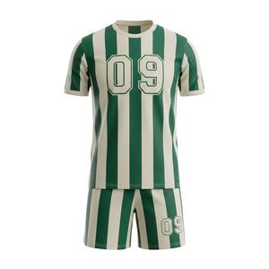 Uniforme de Fútbol Sublimado Personalizado 100% Poliéster, Azul, Blanco y Naranja con Estampado Geométrico, Conjunto Completo de Camiseta y Pantalones Cortos para Deportes de Equipo 45 - Product Image 3