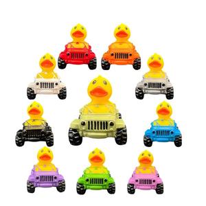 All'ingrosso Logo personalizzato Jeep Duck giocattoli da bagno nuovo Design grande PVC giocattoli colori classici OEM classico Jeep gomma anatra <span class=keywords><strong>per</strong></span> le imprese - Product Image 2