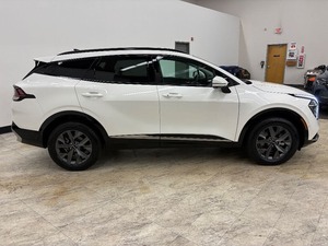 Kia Sportage SX d'occasion 2023 à vendre, 6 places, cuir, caméra de recul, norme Euro III, 8L - Product Image 4