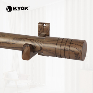 Ensemble de tringles à rideaux en fer imitation bois KYOK 28 mm, embouts rainurés aspect bois, tringle à rideaux en acier robuste - Product Image 2