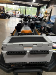 Moto Acuática Sea-Doo FishPro 170 2026, 151-225hp, 4 Tiempos, 1400CC, 3 Cilindros, 1 Asiento, Casco de Fibra de Vidrio - Product Image 3