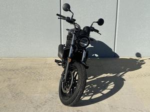 Nouvelles motos Cruiser Eliminators 2025 – Toutes disponibles en magasin - Product Image 5