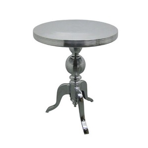 Table de luxe en métal et mable avec revêtement en poudre noire, table de centre de jardin au design fait main pour restaurant et hôtel - Product Image 4