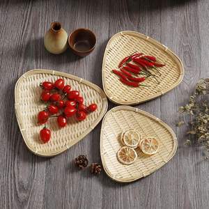 Vente en gros de plateaux à fruits ronds traditionnels en rotin naturel faits à la main de différentes tailles plateaux de service en rotin personnalisés plateaux de décoration intérieure - Product Image 5