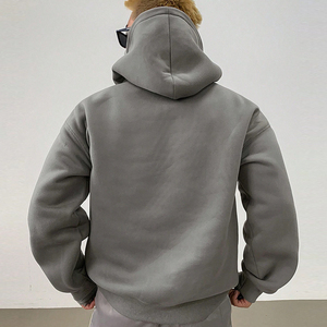 Sweat à capuche décontracté de qualité supérieure pour hommes Pull surdimensionné à poches et à épaules tombantes Logo personnalisé Sweat à capuche teint uni en coton polyester - Product Image 4