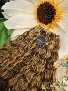 Cabello Humano Rizado Remy Virgen de Vietnam, Doble Trama a Máquina, Color Natural, Calidad Superior, Exportación a Granel para Extensiones de Cabello - Product Image 2