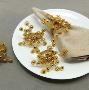 Ensemble de 4 ronds de serviette en perles dorées - Product Image 2