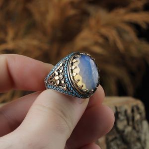 Vente en gros d'anneaux pour hommes Azuris VALKH1066 en argent sterling 925 de style ottoman, pierre naturelle agate, fabrication artisanale en Turquie - Product Image 3