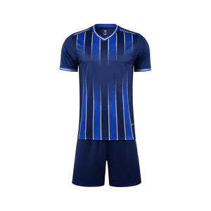 Ensemble de maillots et shorts de football en gros, personnalisation de maillots et shorts de football pour hommes - Product Image 4