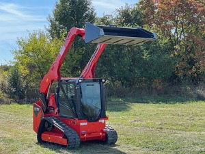 <b>Top</b> Selling High Quality KIOTI CE/EPA Certified Diesel Skid Steer Loader Mini Rubber Track with Engine Pump & Gear - Product Image 5