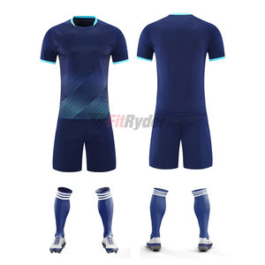 2024 ensemble de vêtements de football OEM personnalisés maillots et chaussettes en polyester à séchage rapide de haute qualité vêtements de sport en gros - Product Image 3