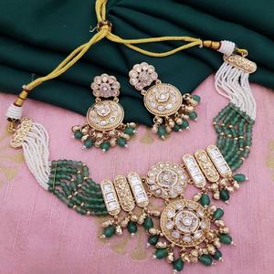 Conjunto de Collar y Aretes Chapados en Oro de Primera Calidad para Mujer, Joyería de Diseño para Bodas - Product Image 1