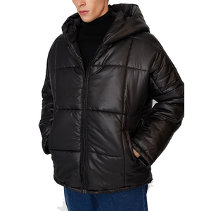 Veste d'extérieur d'hiver haut de gamme pour hommes avec logo personnalisé Doudoune en duvet de canard à texture brillante avec col montant Vestes pour hommes personnalisables - Product Image 3