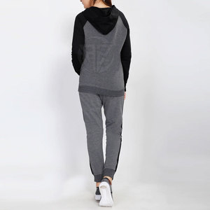 Survêtement décontracté pour femme avec capuche, fabriqué au Pakistan, en coton/polyester, couleur personnalisée, écologique, léger - Product Image 2