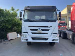 Camión Semirremolque Diésel Comercial 6x4 con Cabina Dormitorio para Logística de Carga y Transporte de Contenedores - Product Image 5