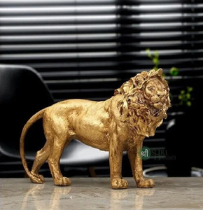 Sculpture en laiton de lion royal debout avec une crinière pleine et texturée. Un chef-d'œuvre. Disponible à prix de gros. - Product Image 1