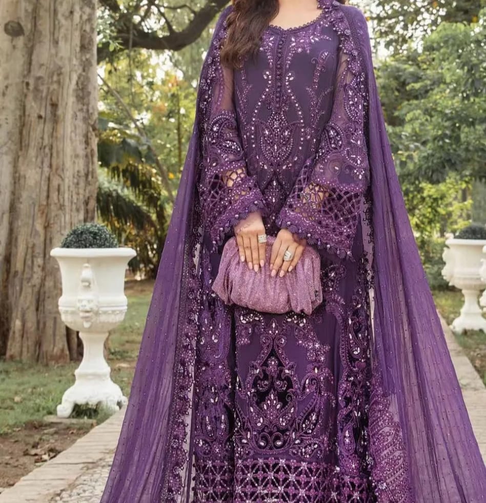 Elegant Purple Dresses - Perfect for Any Formal Occasion