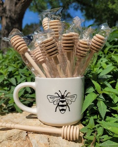 Palito de Madera Premium Hecho a Mano, Ecológico y Duradero para Servir Miel, Jarabe, Panqueques, Waffles y Tostadas, en Botella/Caja - Product Image 3