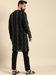 Hombres bandhani impreso Algodón puro recto Kurta para hombres cuello mandarín mangas largas hasta la rodilla para hombre producción a granel - Product Image 5